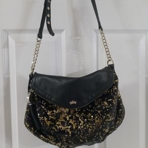 Juicy contour crossbody purse